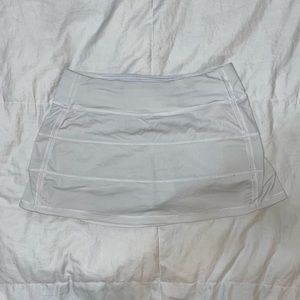 Lululemon White Pace Rival Skirt Size 4 Regular